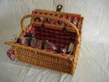 Wicker Picnic Basket for Four Persons (ORCL022)