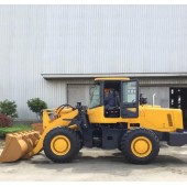 937h Changlin 3000kg Compact Tractor Front End Loader
