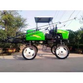 Self-propelled spray boom sprayer
